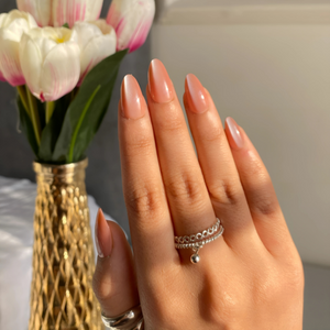 Petal Dew – Soft Peach Gradient Glassy Press On Nails (Cat-Eye)