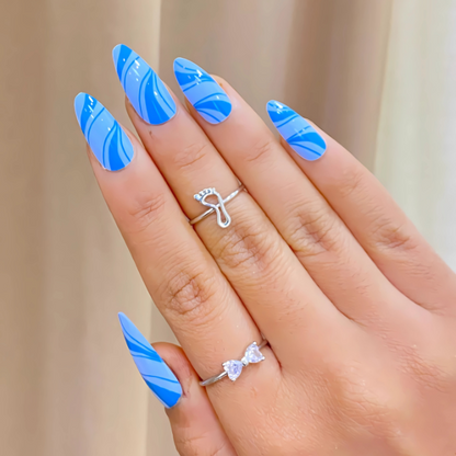 Oceanic Haze – Multi-Dimensional Fluid Art Press-On Nails (Set Of 24)