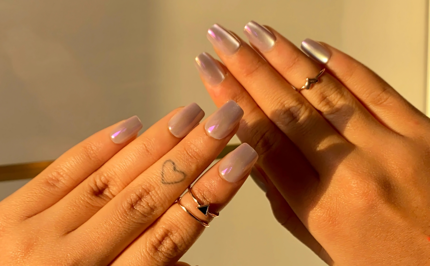 Twilight Chrome Glaze	Medium Square Press On Nails (Set Of 24)