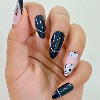 Midnight Poison – Dark Floral Aesthetic Press-On Nails (Baddie Edit)