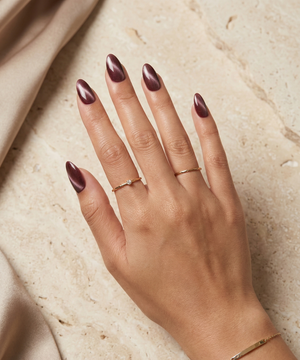 Midnight Plum Cat-Eye Press-On Nails , Velvet Shimmer Almond Shape Press On Nails